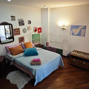 Casa Compartida Weyler Bed and breakfast